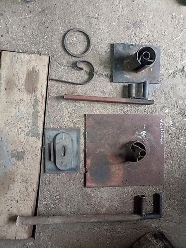 Welding Machines: Tri alata sa slike, za savijanje firita (gvožđa ) u kovanoj bravarija at lalafo.rs — 1 Welding Machines: Tri alata sa slike, za savijanje firita (gvožđa ) u kovanoj bravarija — 1