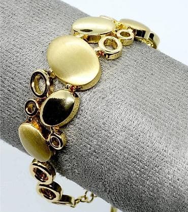 Bracelets: Narukvica
Hirurski celik
1200 RSD ✨ at lalafo.rs — 3 Bracelets: Narukvica
Hirurski celik
1200 RSD ✨ — 3