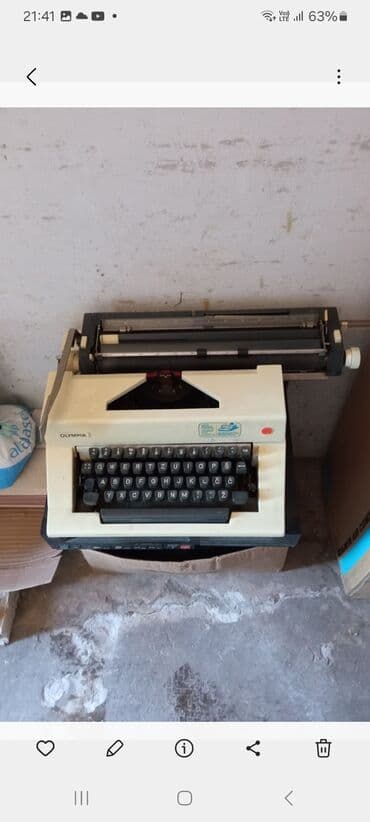 Ispravna pisaca masina olimpija bez kutije at lalafo.rs Ispravna pisaca masina olimpija bez kutije