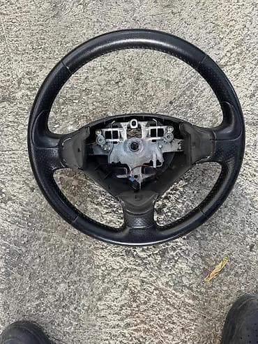 VOLAN PEUGEOT 207 | Kozni volan peugeot 207 na lalafo.rs VOLAN PEUGEOT 207 | Kozni volan peugeot 207