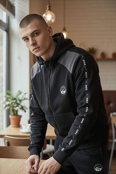 Trenerka Nike, bоја - Crna na lalafo.rs Trenerka Nike, bоја - Crna