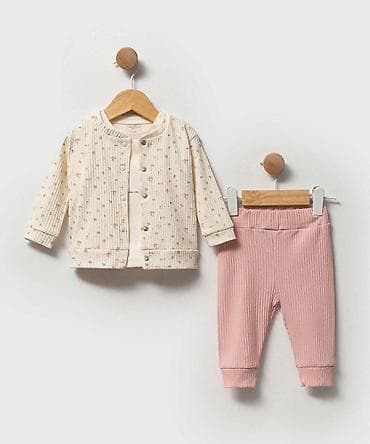 Komplet za bebu – jaknica i helanke - Dvonamenski komplet od na lalafo.rs Komplet za bebu – jaknica i helanke - Dvonamenski komplet od