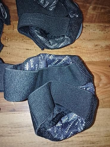 HY SKATE komplet zaštitne opreme za rolanje/skate - Set od 4 komada at lalafo.rs — 8 HY SKATE komplet zaštitne opreme za rolanje/skate - Set od 4 komada — 8