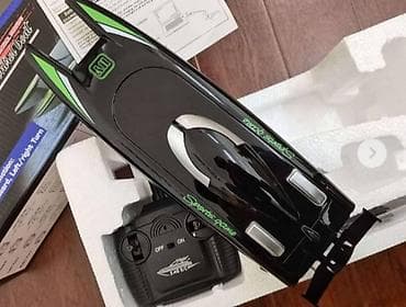 🚤 Gliser na daljinski – Brzi brod na punjive baterije – Extra cena 🚤 at lalafo.rs — 4 🚤 Gliser na daljinski – Brzi brod na punjive baterije – Extra cena 🚤 — 4