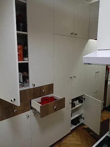 🚪 Predsoblje 3 – Funkcionalan i moderan dizajn! ✔ Materijal: Univer na lalafo.rs — 1 🚪 Predsoblje 3 – Funkcionalan i moderan dizajn! ✔ Materijal: Univer — 1