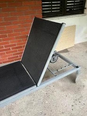 prsluk jaknica mango u: Baštenska ležaljka na točkiće - Konstrukcija od metala u svetlosivoj at lalafo.rs — 8 prsluk jaknica mango u: Baštenska ležaljka na točkiće - Konstrukcija od metala u svetlosivoj — 8