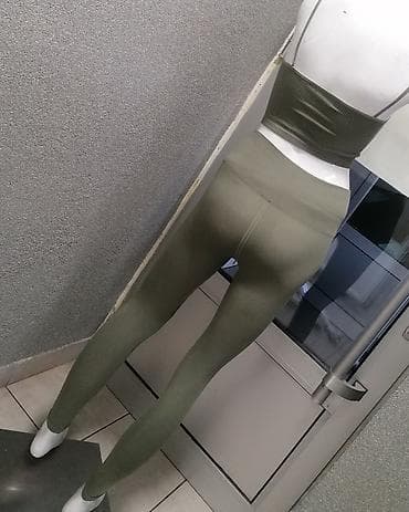 Komplet Rebrasti Pamuk sa elastinom Odgovara Vel S M Par puta nošen na lalafo.rs — 8 Komplet Rebrasti Pamuk sa elastinom Odgovara Vel S M Par puta nošen — 8