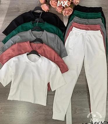 Women's Sweatsuits: Trenerke donji deo na lastis i majica siroka at lalafo.rs — 1 Women's Sweatsuits: Trenerke donji deo na lastis i majica siroka — 1