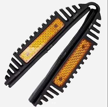 dve suknje po: Samolepljive reflektujuće zaštitne trake za vrata vozila (set 4) - at lalafo.rs — 6 dve suknje po: Samolepljive reflektujuće zaštitne trake za vrata vozila (set 4) - — 6