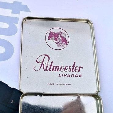 Vintage tabakera RITMEESTER 10 Livarde Cigar Tin Box HOLLAND. Made in at lalafo.rs — 4 Vintage tabakera RITMEESTER 10 Livarde Cigar Tin Box HOLLAND. Made in — 4