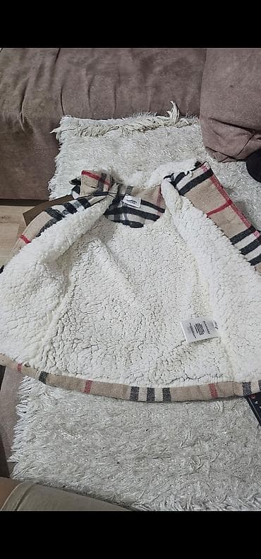 Dečji kaput sa kariranim dezenom u bež, crnoj, beloj i crvenoj boji at lalafo.rs — 2 Dečji kaput sa kariranim dezenom u bež, crnoj, beloj i crvenoj boji — 2