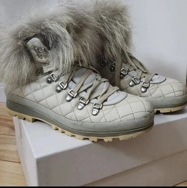 Čizme, 38 na lalafo.rs Čizme, 38