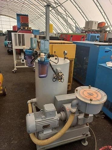 Tools & Equipment: APOKIALIPSA DOOVakuum pumpa-rotaciona 4300-22Zapremina- usisni vazduh at lalafo.rs — 1 Tools & Equipment: APOKIALIPSA DOOVakuum pumpa-rotaciona 4300-22Zapremina- usisni vazduh — 1