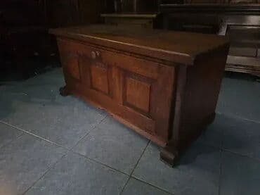 Stilske komode: Skrinja u odlicnom stanju. Duzina 105 cm. Visina 50cm Dubina 45 cm na lalafo.rs — 9 Stilske komode: Skrinja u odlicnom stanju. Duzina 105 cm. Visina 50cm Dubina 45 cm — 9