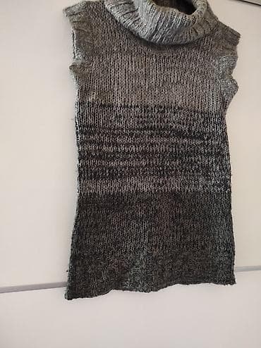 Rolka velicina xxs/xs. Kvalitetna kao nova. Veličina 146/152. Poluobim na lalafo.rs — 2 Rolka velicina xxs/xs. Kvalitetna kao nova. Veličina 146/152. Poluobim — 2