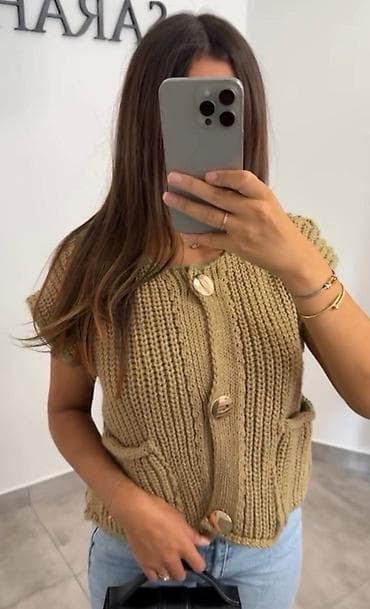 prsluk jaknica mango u: 🔥Pleteni ženski prsluk sa kratkim rukavima i velikim dugmadima 1700 na lalafo.rs — 2 prsluk jaknica mango u: 🔥Pleteni ženski prsluk sa kratkim rukavima i velikim dugmadima 1700 — 2