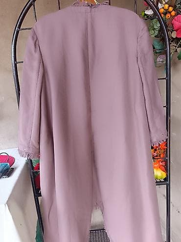 kom sa etiketom: Elisabetta Franchi kaput/ležerni mantil - Model: otvoreni kaput bez at lalafo.rs — 6 kom sa etiketom: Elisabetta Franchi kaput/ležerni mantil - Model: otvoreni kaput bez — 6