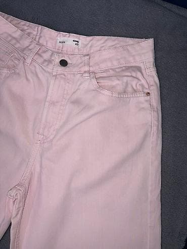 Siroke roze pantalone visokog struka u boju 40 na lalafo.rs — 1 Siroke roze pantalone visokog struka u boju 40 — 1