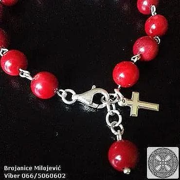 Personal Items: Boja: Crvena. Ručni rad: Da. Vrsta: Narukvica – brojanica. Materijal at lalafo.rs — 2 Personal Items: Boja: Crvena. Ručni rad: Da. Vrsta: Narukvica – brojanica. Materijal — 2