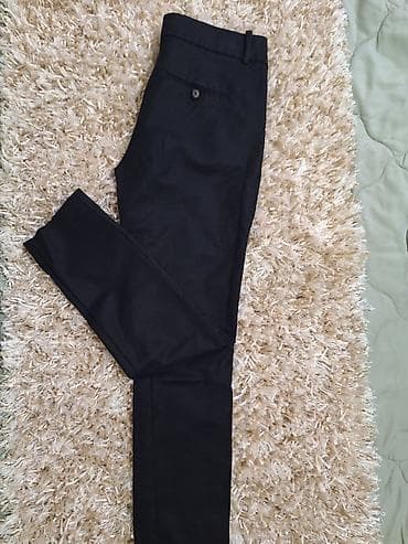 ZARA Basic klasične crne pantalone – kao nove. - Model: ravna na lalafo.rs — 1 ZARA Basic klasične crne pantalone – kao nove. - Model: ravna — 1