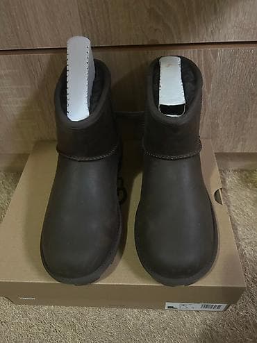 Ugg obuća 38, bоја - Braon na lalafo.rs — 3 Ugg obuća 38, bоја - Braon — 3