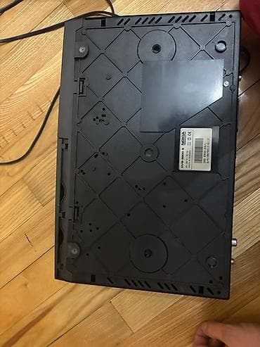 Nokia Mediamaster 9800 S – digitalni satelitski risiver Opis: - na lalafo.rs — 1 Nokia Mediamaster 9800 S – digitalni satelitski risiver Opis: - — 1