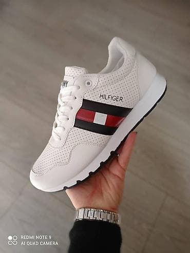 Trainers: Tommy Hilfiger patike
Novo
Brojevi 41 do 45
fb Moja Kupovina 1 at lalafo.rs — 2 Trainers: Tommy Hilfiger patike
Novo
Brojevi 41 do 45
fb Moja Kupovina 1 — 2