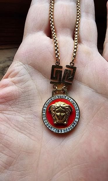 VERSACE ogrlica meduza zlatna, velika masivna, okrugla sa meduzom na lalafo.rs VERSACE ogrlica meduza zlatna, velika masivna, okrugla sa meduzom