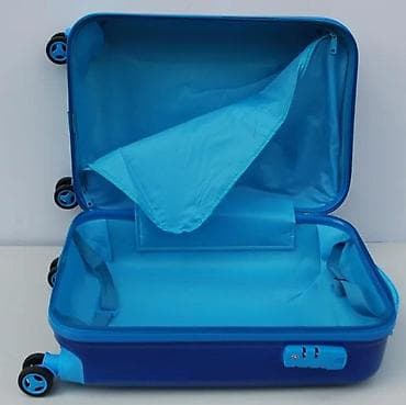 za svaki dan: Dečiji putni kofer sa temom Transformersa, idealan za male putnike at lalafo.rs — 3 za svaki dan: Dečiji putni kofer sa temom Transformersa, idealan za male putnike — 3