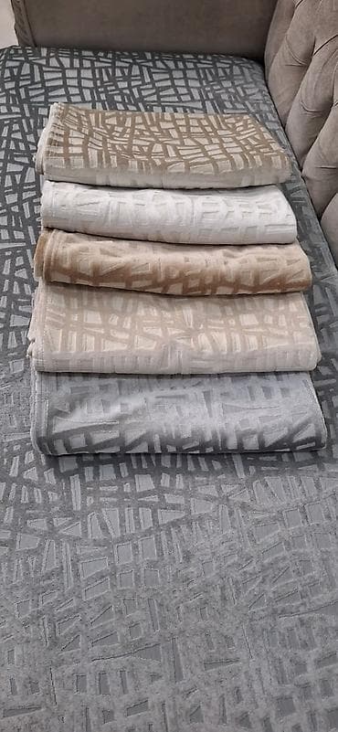 Plisani flekeri
Dimenzije-80*80;80*150;80*200
Cena 4300 din na lalafo.rs — 7 Plisani flekeri
Dimenzije-80*80;80*150;80*200
Cena 4300 din — 7