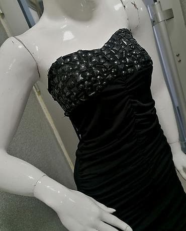 divide haljina tunika: Top haljina sa ukrasima kamenjem
Napred Namreškana
Vel S at lalafo.rs — 2 divide haljina tunika: Top haljina sa ukrasima kamenjem
Napred Namreškana
Vel S — 2