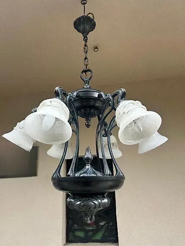 Stilske lampe: Stari salonski luster - ODLIČNO STANJE - MOGUĆ PREVOZ U odličnom na lalafo.rs — 1 Stilske lampe: Stari salonski luster - ODLIČNO STANJE - MOGUĆ PREVOZ U odličnom — 1