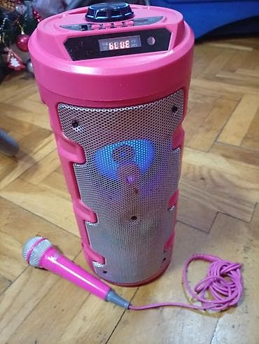Bluetooth karaoke zvučnik sa mikrofonom – roze - Prenosni cilindrični na lalafo.rs — 1 Bluetooth karaoke zvučnik sa mikrofonom – roze - Prenosni cilindrični — 1