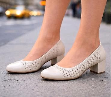 Elegantne ženske salonke sa blok petom Velicine o d 36 do 41 🛒 3,000 na lalafo.rs Elegantne ženske salonke sa blok petom Velicine o d 36 do 41 🛒 3,000