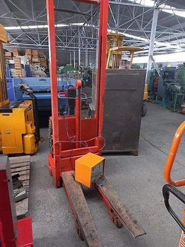 cepaci za drva: Paletar – elektro 4061-21 Paletar sa elektro podizanjem, remontovan i na lalafo.rs — 3 cepaci za drva: Paletar – elektro 4061-21 Paletar sa elektro podizanjem, remontovan i — 3