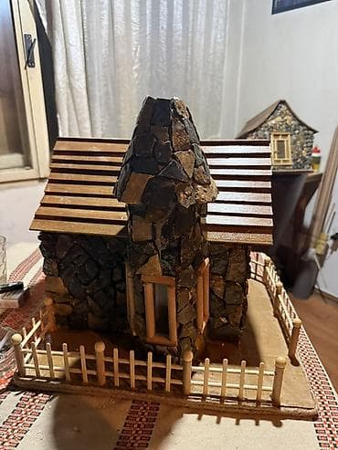 Ureznice: Ručno rađena maketa kamene kućice sa dvorištem - Detaljna maketa kuće na lalafo.rs — 4 Ureznice: Ručno rađena maketa kamene kućice sa dvorištem - Detaljna maketa kuće — 4