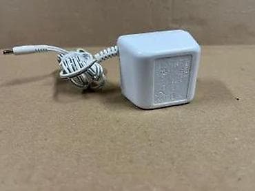 Electronics: Philips AC adapter/napajanje - Proizvođač: Philips - Ulaz: 100–240 V at lalafo.rs — 2 Electronics: Philips AC adapter/napajanje - Proizvođač: Philips - Ulaz: 100–240 V — 2
