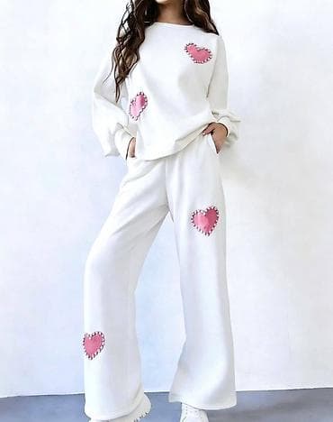 Women's Sweatsuits: ❤️Ženski komplet trenerke sa srcima❤️
2400
Din at lalafo.rs — 4 Women's Sweatsuits: ❤️Ženski komplet trenerke sa srcima❤️
2400
Din — 4