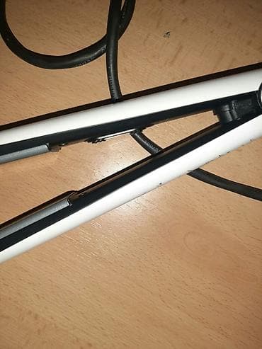 Rowenta SILVER SF1525,keramička,200C.
Odlično stanje na lalafo.rs — 5 Rowenta SILVER SF1525,keramička,200C.
Odlično stanje — 5