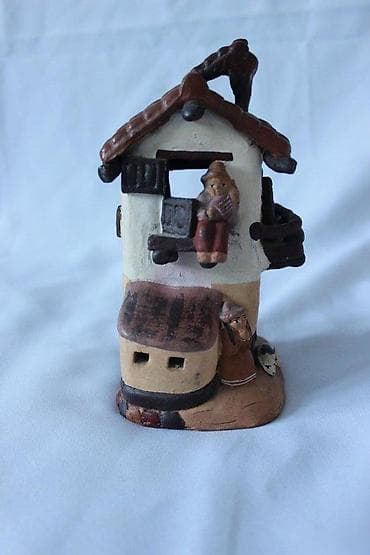 Home Decor: STARA GLINENA FIGURA KUĆICE, RUČNI RAD | Stara voma lepo ručno at lalafo.rs — 1 Home Decor: STARA GLINENA FIGURA KUĆICE, RUČNI RAD | Stara voma lepo ručno — 1