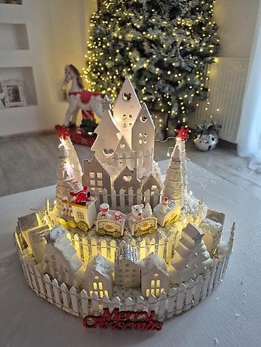 Božićna dekoracija – svetleće mini selo sa vozićem - Detaljno izrađen na lalafo.rs — 3 Božićna dekoracija – svetleće mini selo sa vozićem - Detaljno izrađen — 3