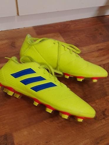 Fudbalske kopačke Adidas (model linije Nemeziz) za prirodnu travu - at lalafo.rs — 2 Fudbalske kopačke Adidas (model linije Nemeziz) za prirodnu travu - — 2