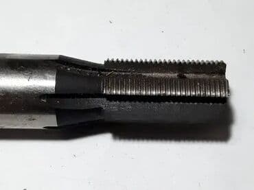 Milling Cutters: Glodalo za milimetarski navoj sa korakom 2 (4437) JAL ZB 20x32x2 at lalafo.rs β 3 Milling Cutters: Glodalo za milimetarski navoj sa korakom 2 (4437) JAL ZB 20x32x2 β 3