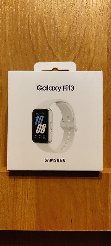 Galaxy Fit3 Beli Novo Original Mart Watch Robu mozete licno preuzeti na lalafo.rs — 1 Galaxy Fit3 Beli Novo Original Mart Watch Robu mozete licno preuzeti — 1