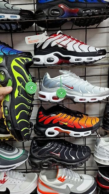 Trainers: Patike orginal sa kutijom
41 do 46
za samo 5999 din at lalafo.rs — 3 Trainers: Patike orginal sa kutijom
41 do 46
za samo 5999 din — 3