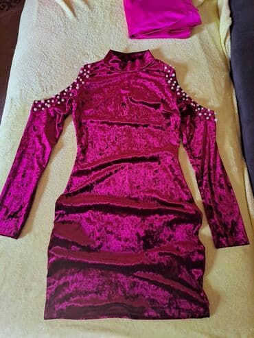 Elegantna mini haljina od baršuna u boji fuksije/ružičastog vina. - na lalafo.rs Elegantna mini haljina od baršuna u boji fuksije/ružičastog vina. -