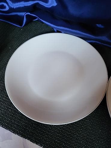 Art & Collectibles: Resenthal porcelanski tanjiri 1957g+. Rosenthal desertni porcelasnki at lalafo.rs — 4 Art & Collectibles: Resenthal porcelanski tanjiri 1957g+. Rosenthal desertni porcelasnki — 4