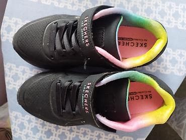 Skechers dečije patike – crne, sa šarenim detaljima - Model sa na lalafo.rs — 1 Skechers dečije patike – crne, sa šarenim detaljima - Model sa — 1