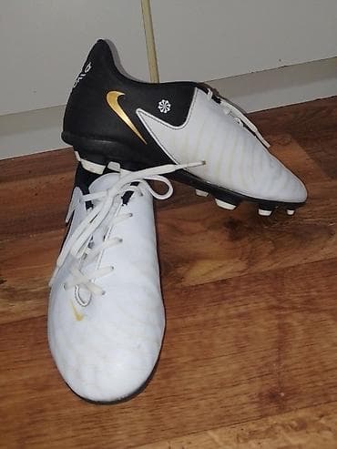 Nike kopačke za prirodnu travu br 36 - Model: Nike (klasična linija sa at lalafo.rs — 5 Nike kopačke za prirodnu travu br 36 - Model: Nike (klasična linija sa — 5