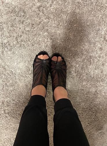 Atraktivan model na lalafo.rs — 7 Atraktivan model — 7